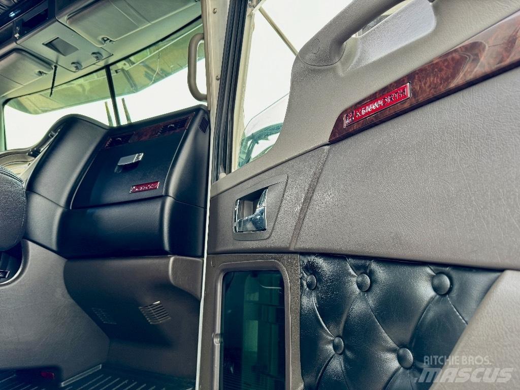 Kenworth T800 Truck Tractor Units