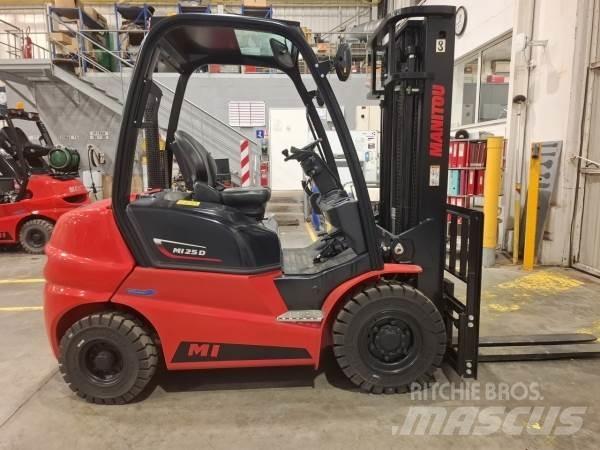 Manitou MI25D Rough terrain truck