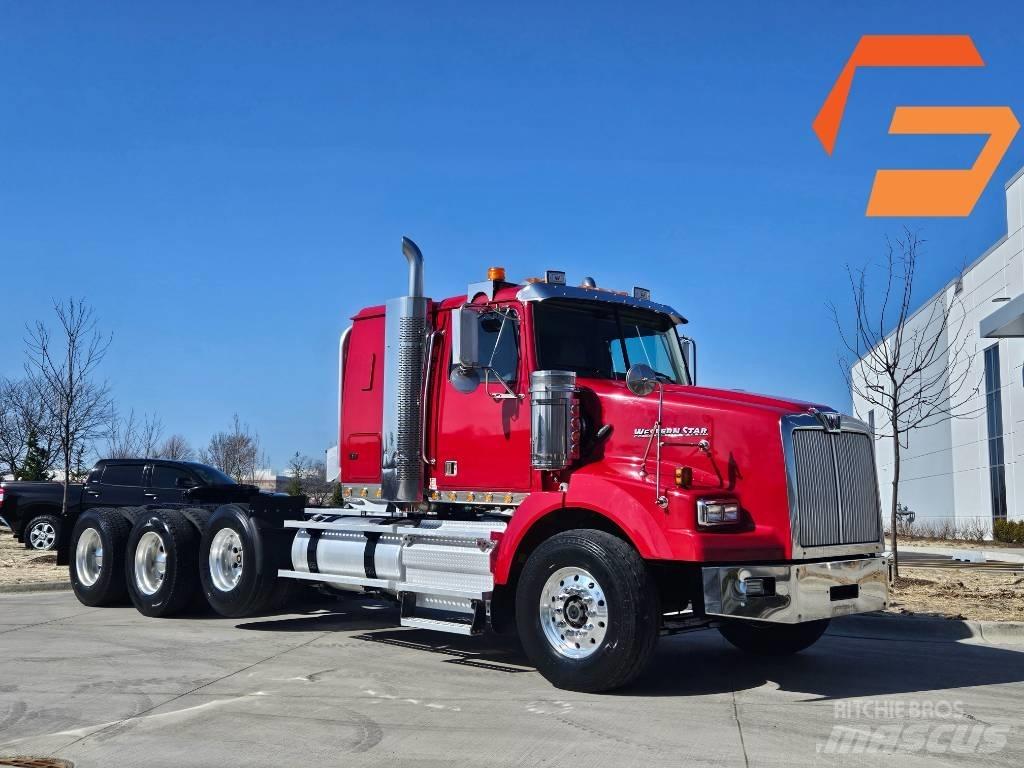Western Star 4900 SB Truck Tractor Units