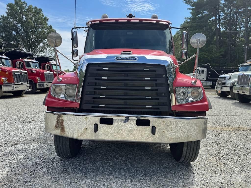 Freightliner 114 SD Tipper trucks