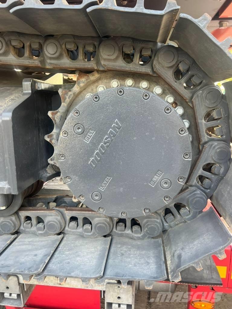 Develon DX270HD-10 Crawler excavators