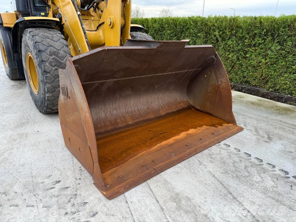 CAT 930 M Wheel loaders