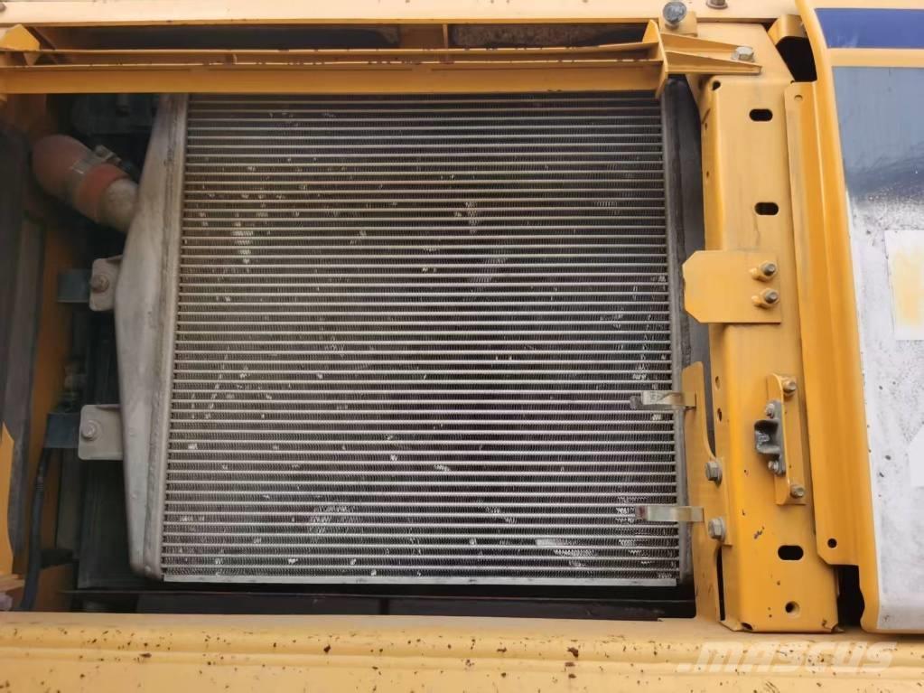 Komatsu PC 450-8 Crawler excavators