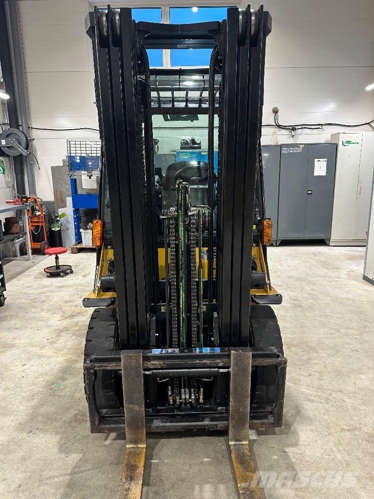 CAT GP 20 N LPG trucks