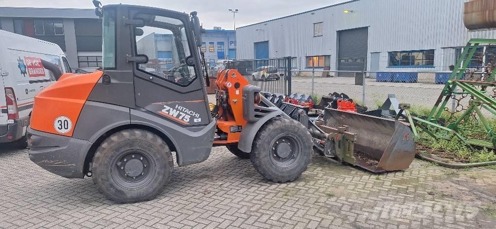 Hitachi ZW75 Wheel loaders