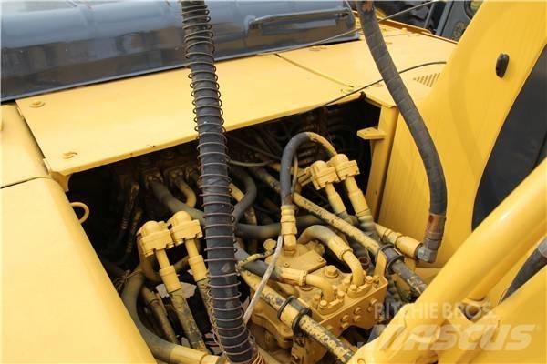Komatsu PC 200-6 Crawler excavators