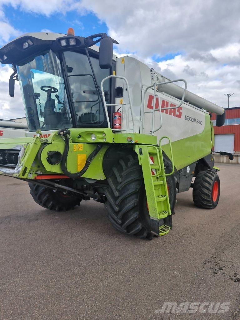 CLAAS Lexion 540 Combine harvesters