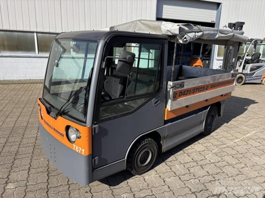Still R 0820 Flatbed/Dropside trucks