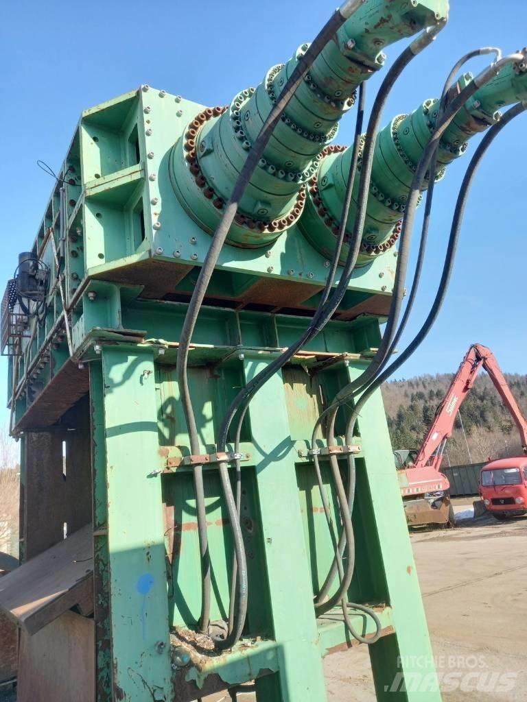 TPA GM2400 Waste Shredders