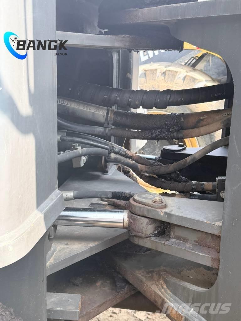 SDLG L 953 Wheel loaders