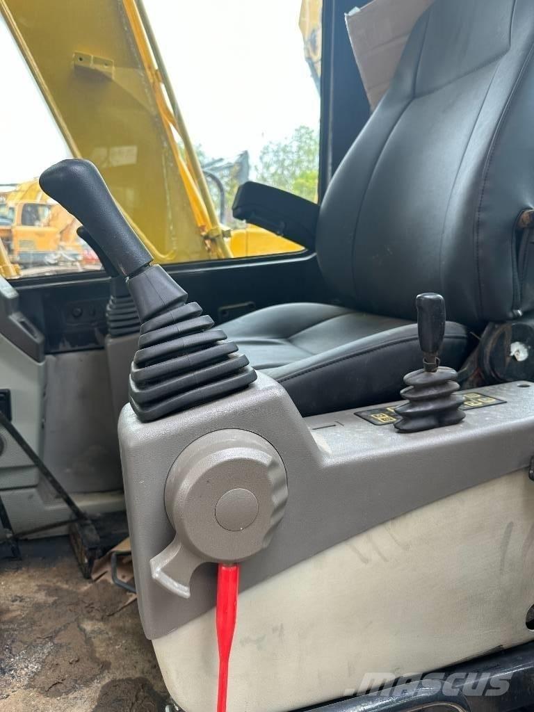 Hyundai 80-7 Crawler excavators