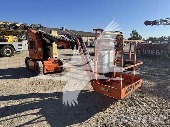 JLG E300AJP Articulated boom lifts