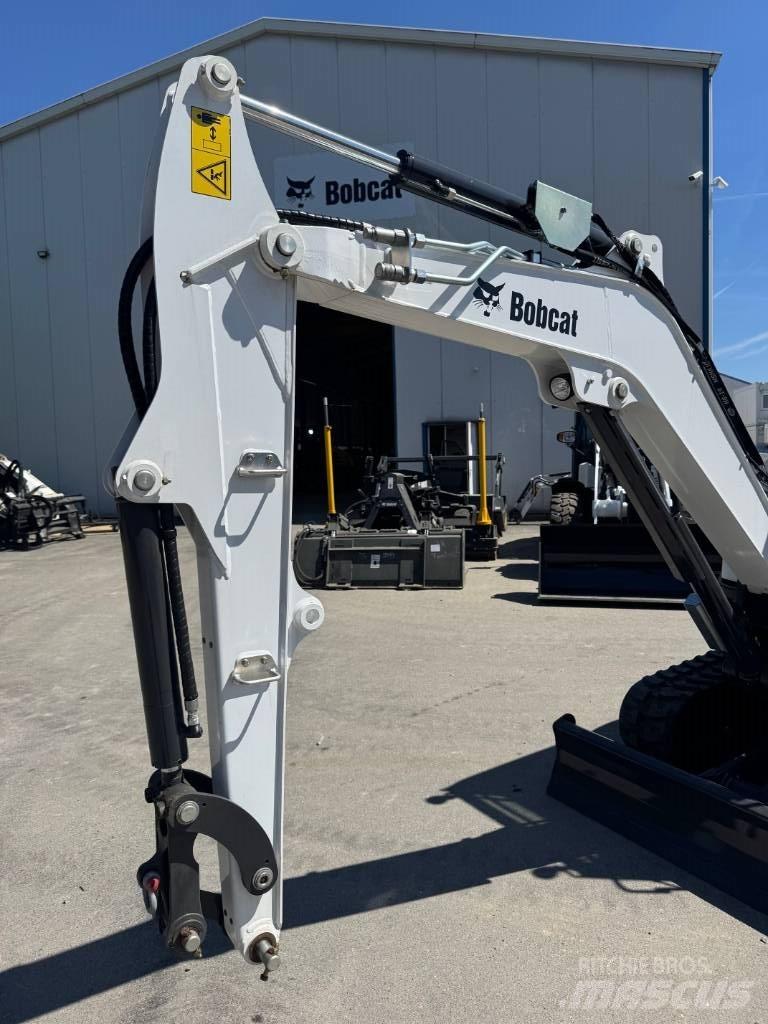 Bobcat E35z Mini excavators < 7t