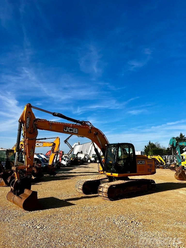 JCB JS 220 N LC Crawler excavators
