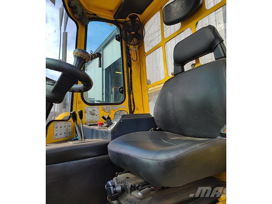 Combilift C4000 4-way reach truck