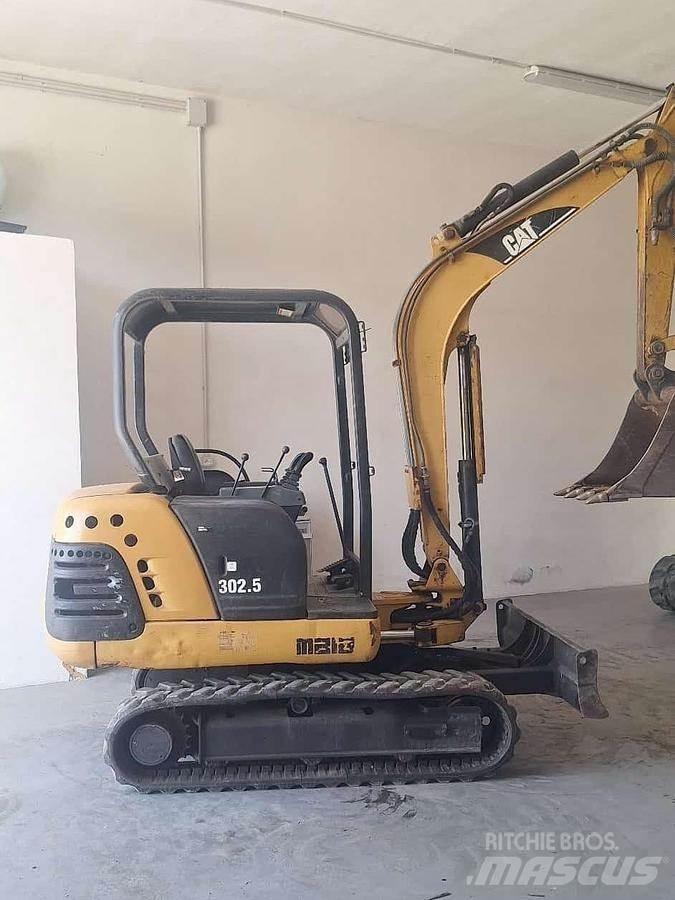 CAT 302.5 Mini excavators < 7t