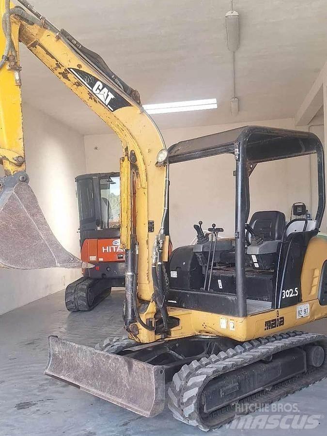 CAT 302.5 Mini excavators < 7t