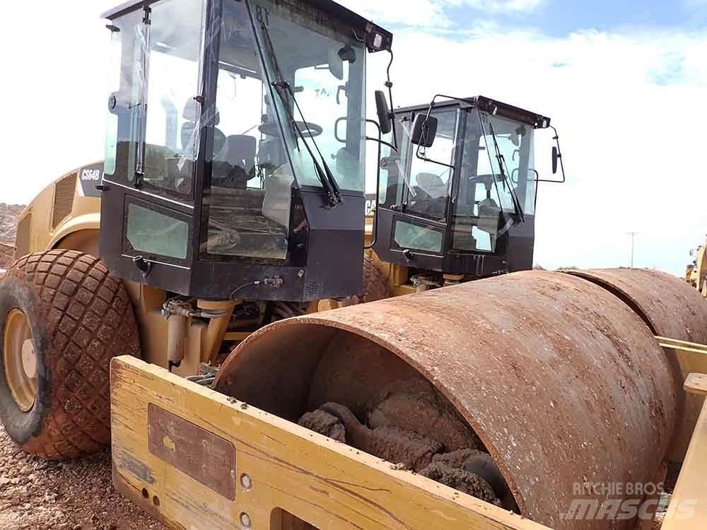 CAT CS64B Vibrator compactors