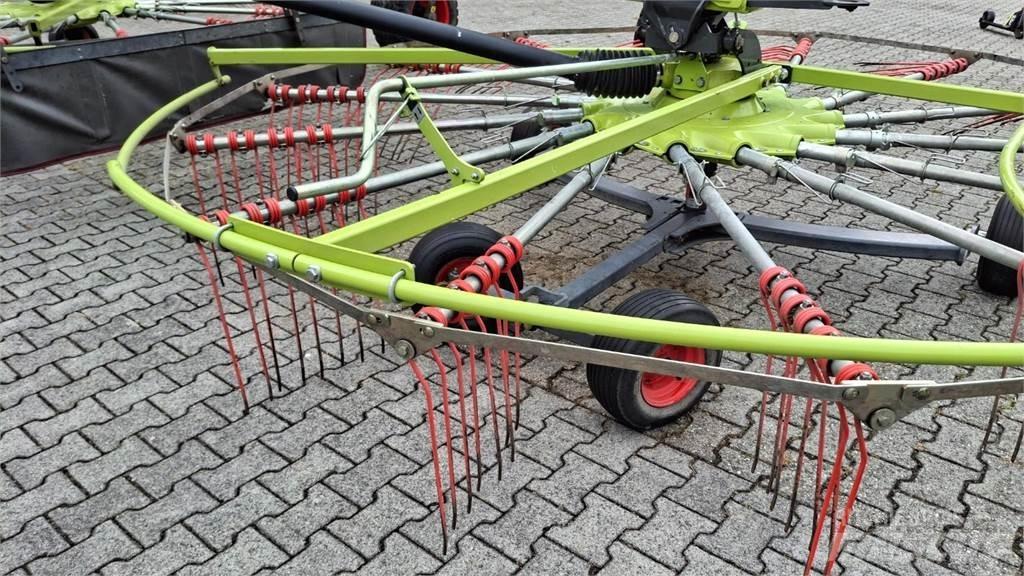 CLAAS Liner 2900 Swathers