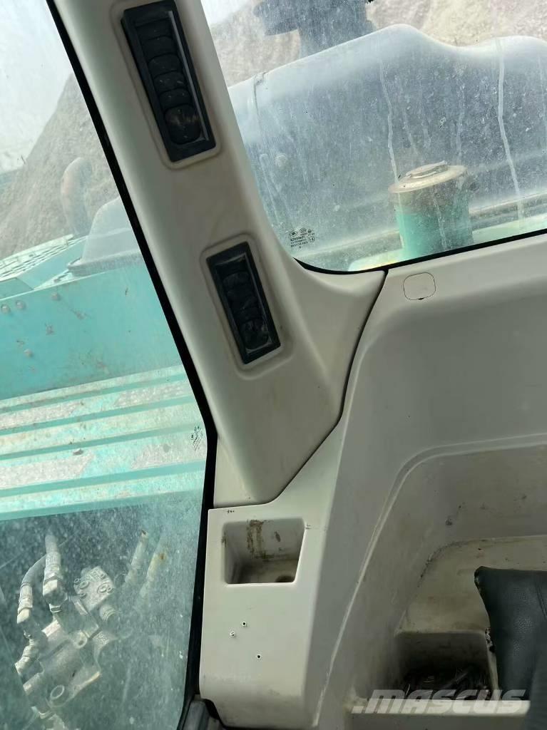 Kobelco SK260 Crawler excavators