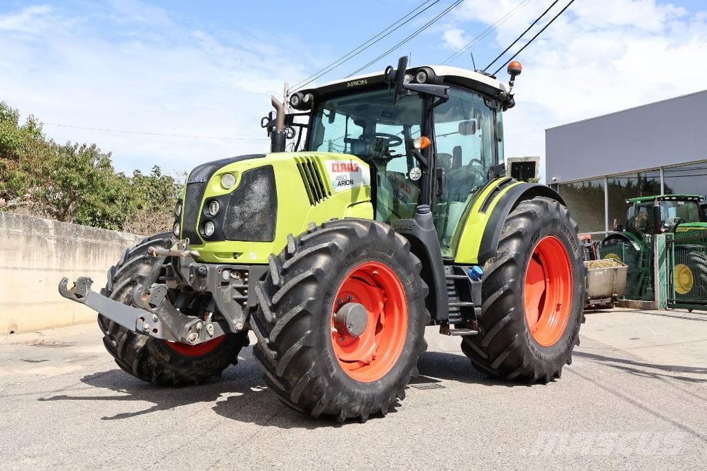 CLAAS Arion 460 Tractors