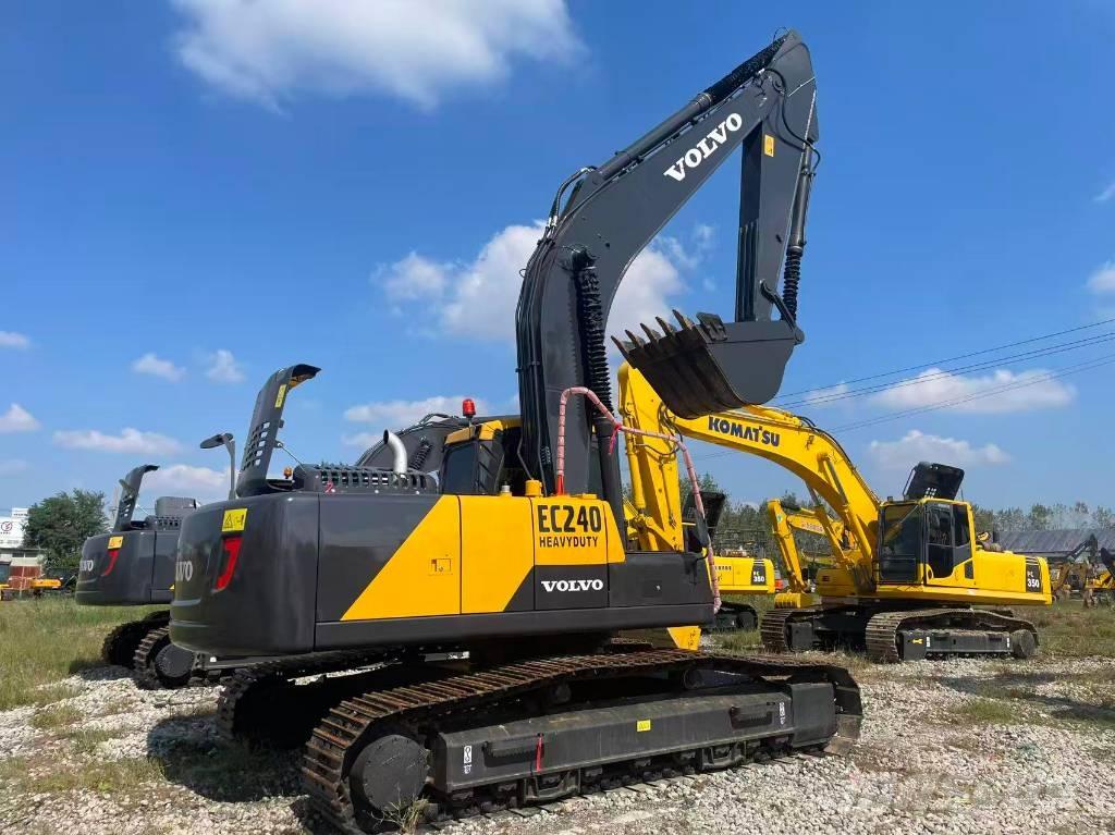 Volvo EC 240 Crawler excavators