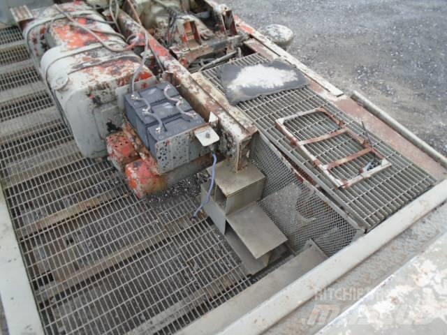 Hazemag AP4 Crushers