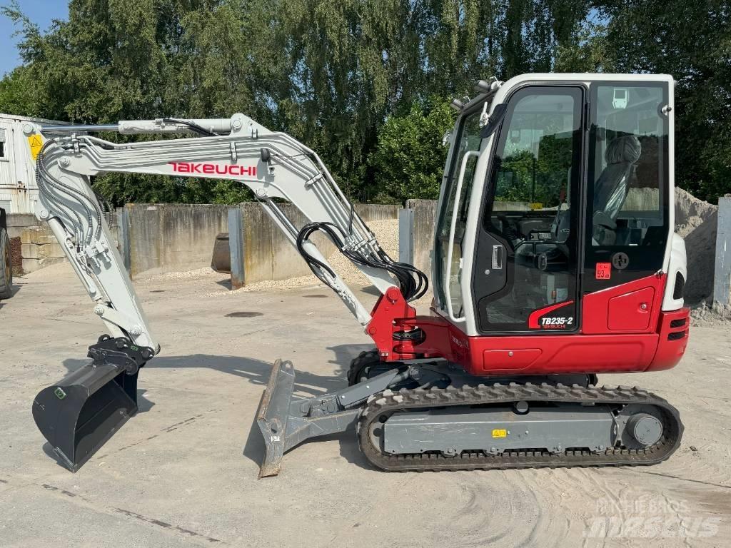 Takeuchi TB 235-2 Mini excavators < 7t