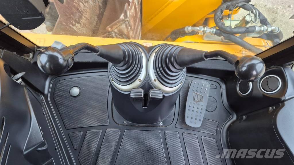 JCB 4 CX TLB's