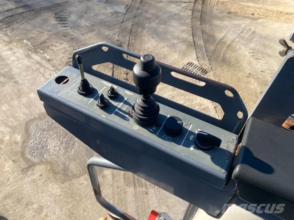 Wirtgen W 130 F Asphalt cold milling machines