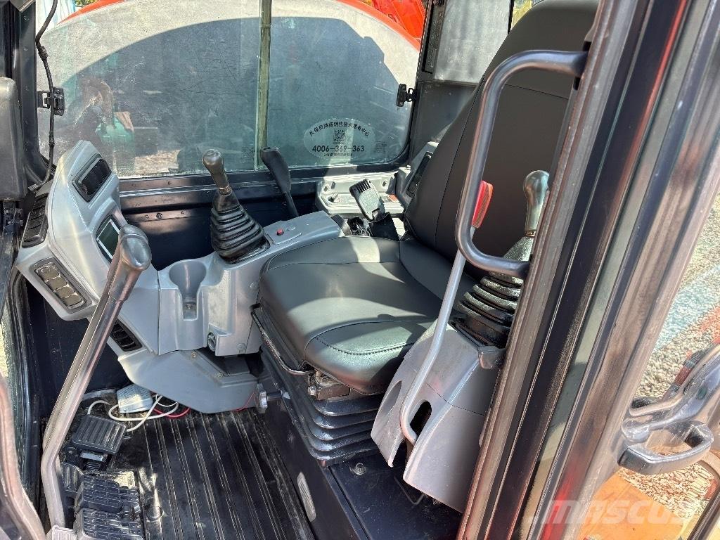 Kubota KX 163-5 Crawler excavators