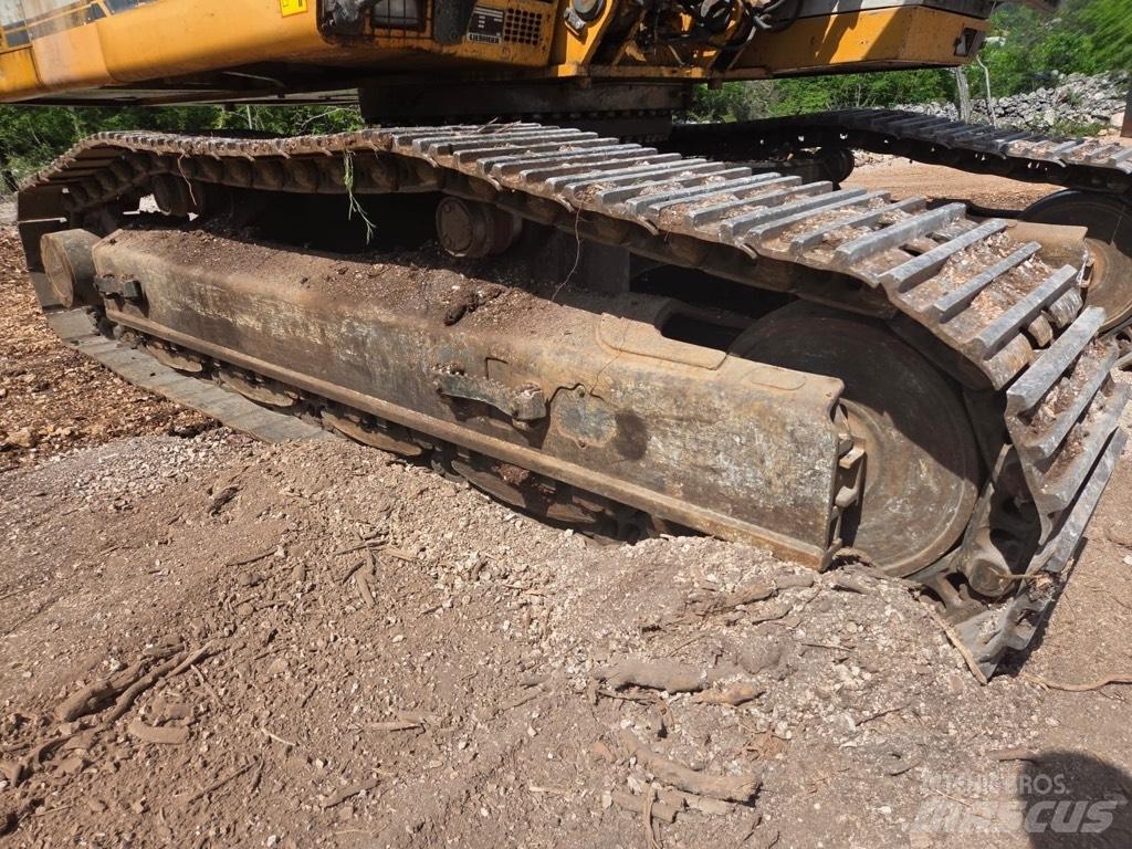 Liebherr 944 Crawler excavators