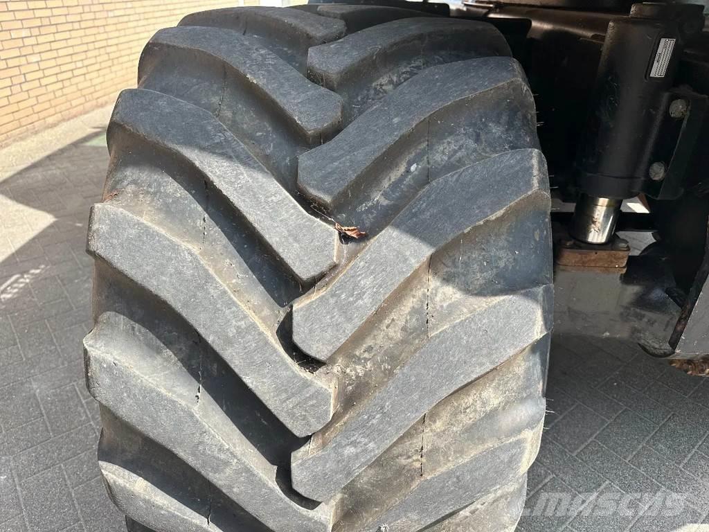 JCB JS145W Wheeled excavators