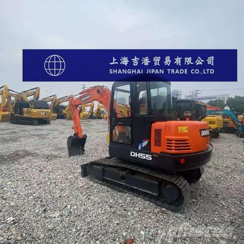 Doosan DH 55 Mini excavators < 7t