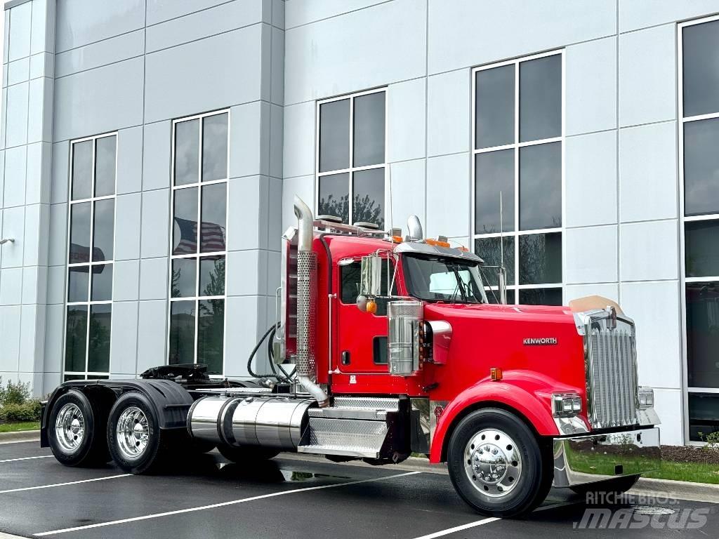 Kenworth W900 Truck Tractor Units