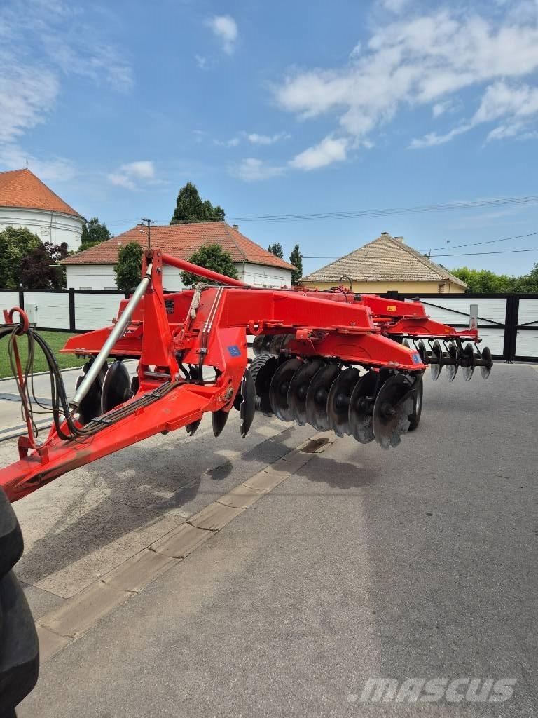 Kuhn Discovery Disc harrows