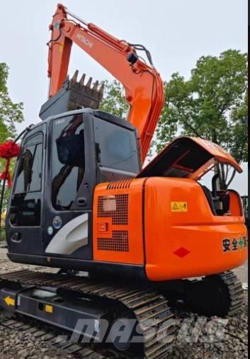 Hitachi 70 Crawler excavators