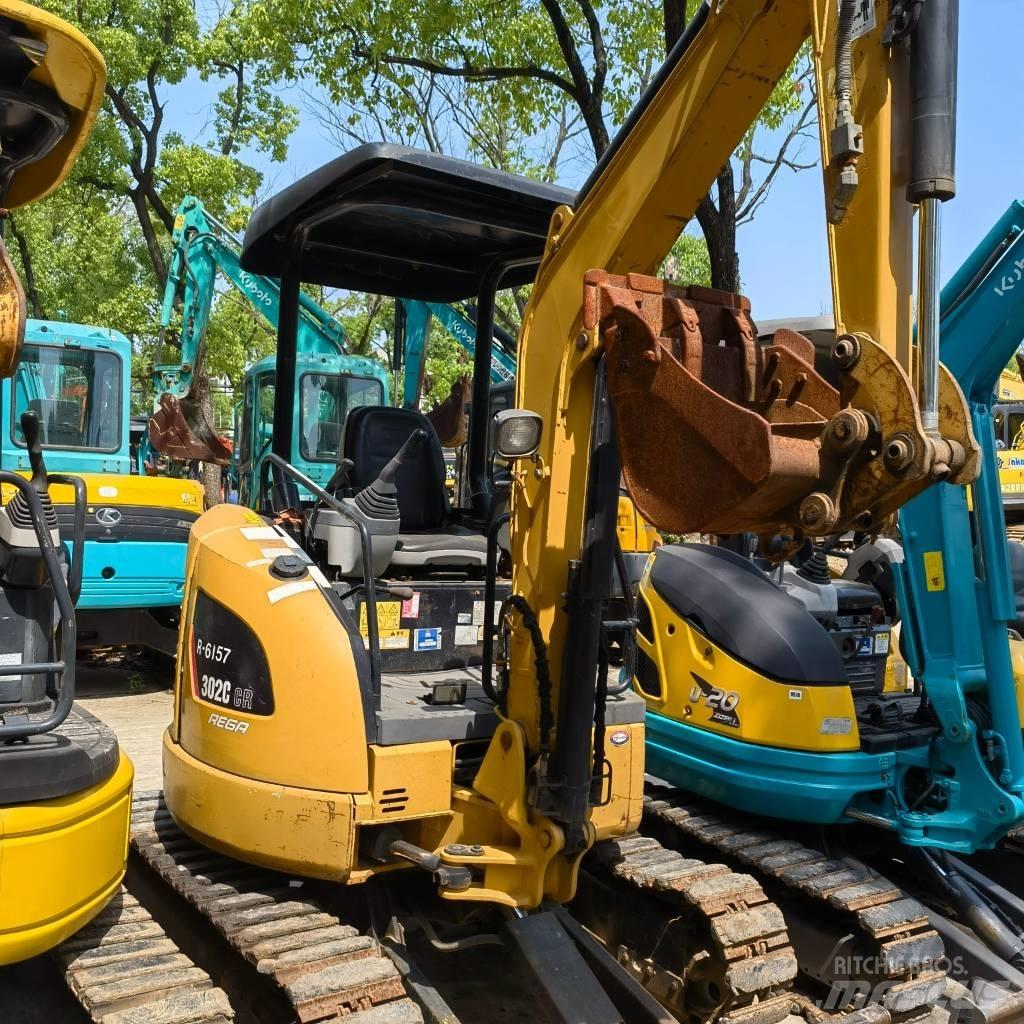 CAT 302 Mini excavators < 7t