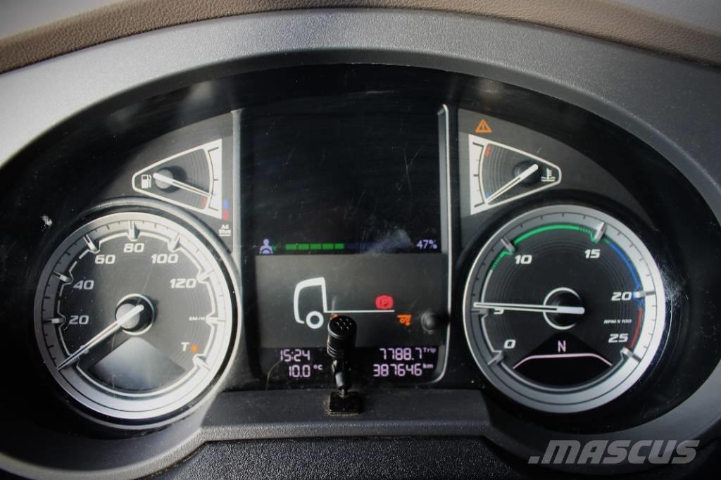 DAF XF 480 FAR Van Body Trucks