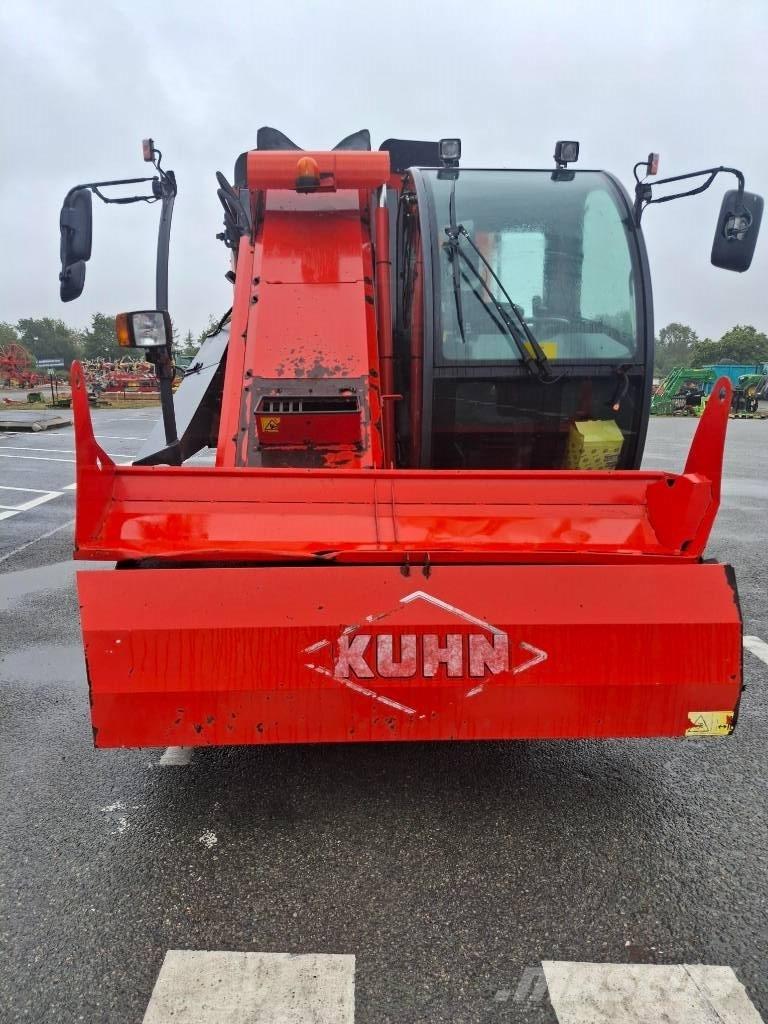 Kuhn SPV 14 Mixer feeders