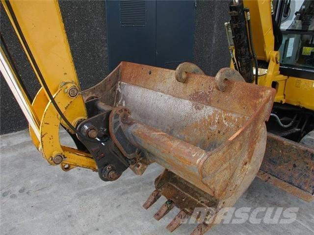 CAT 305.5 Mini excavators < 7t