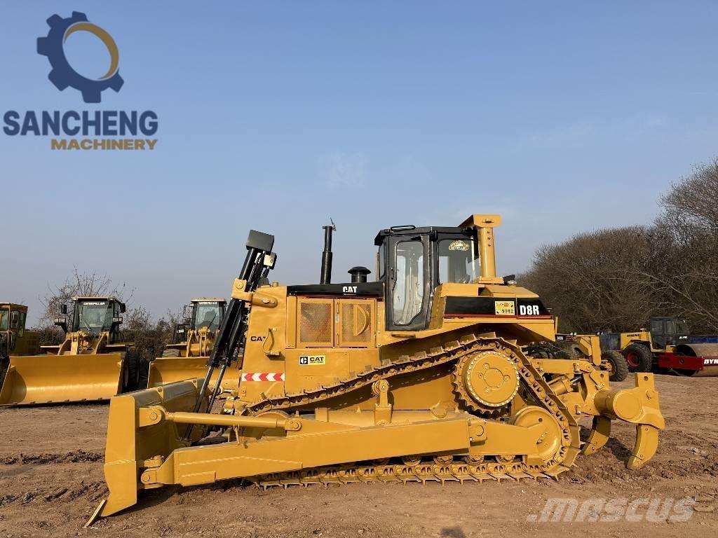 CAT D8R Crawler dozers