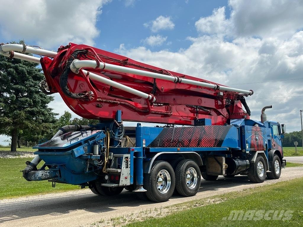 Putzmeister 47M Concrete pumps