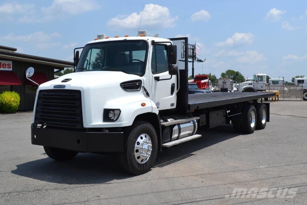 Freightliner 114SD Flatbed/Dropside trucks