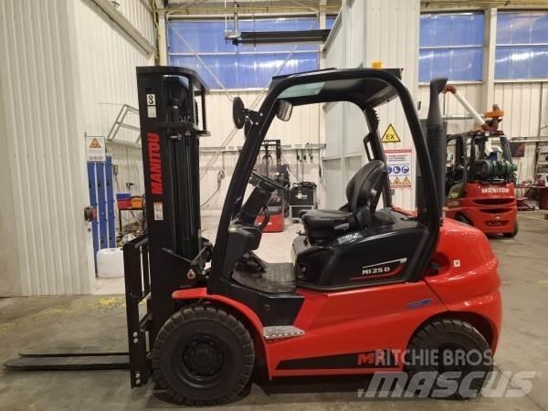 Manitou MI25D Rough terrain truck