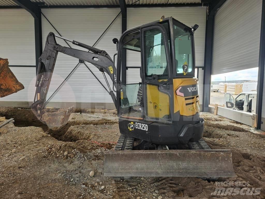 Volvo ECR 25 D Mini excavators < 7t