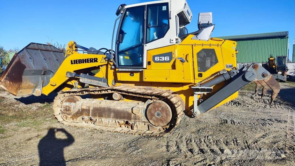 Liebherr LR 636 Crawler FEL's