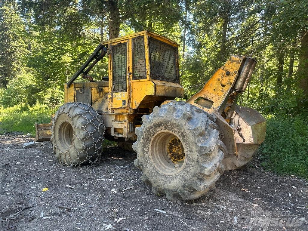 John Deere 540 E Skidders