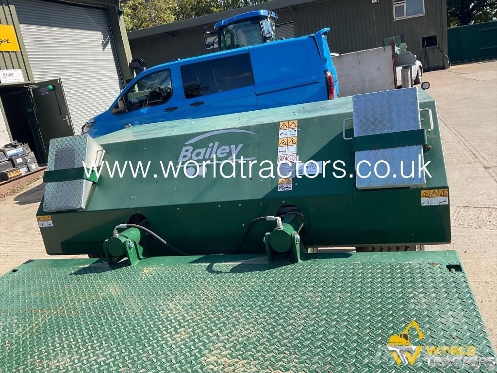 Bailey LOW LOADER Other farming trailers