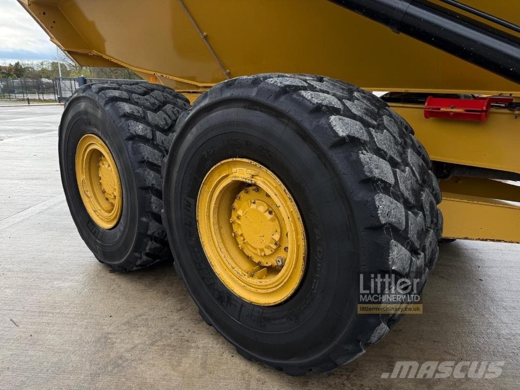 CAT 730 Articulated Haulers